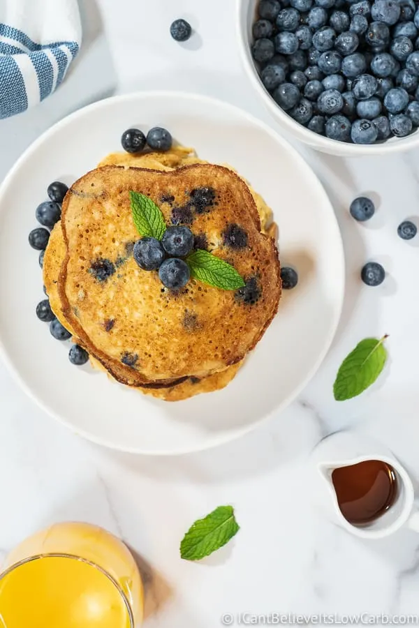 Amazingly Fluffy Keto Blueberry Pancakes Recipe