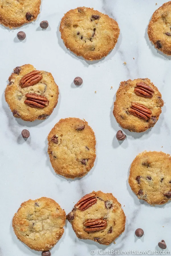 Best Chocolate Chip Cookies low carb with nuts