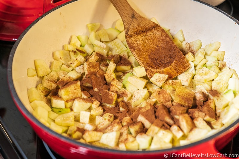 preparing keto Apple Crisp recipe