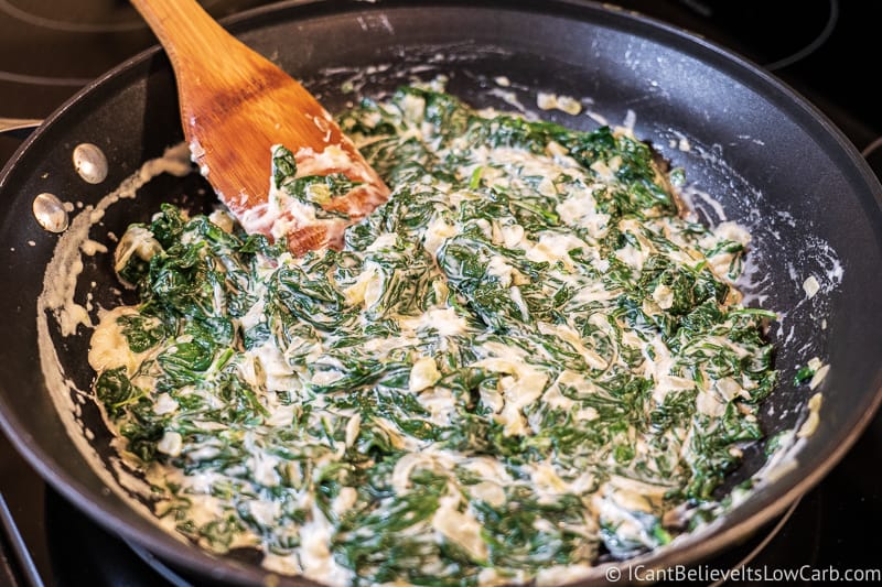 preparing Low Carb Creamed Spinach