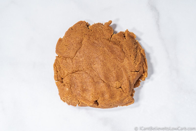 Almond Flour Keto Gingerbread Cookies 