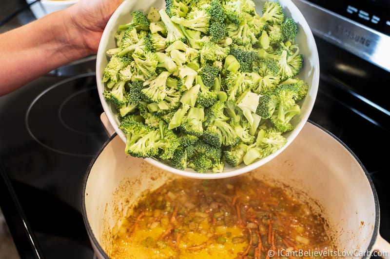 Broccoli Cheddar Soup Keto preparing