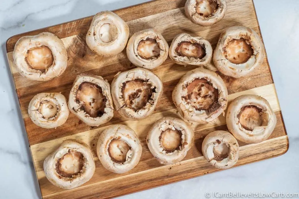 cut mushrooms for Stuffed Mushrooms