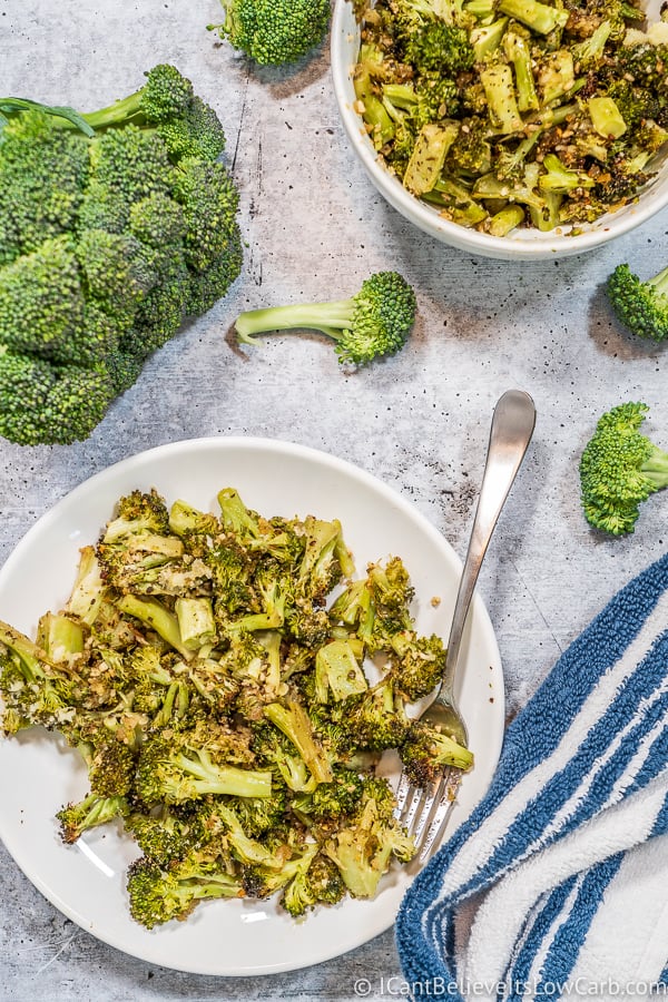 easy homemade Roasted Broccoli