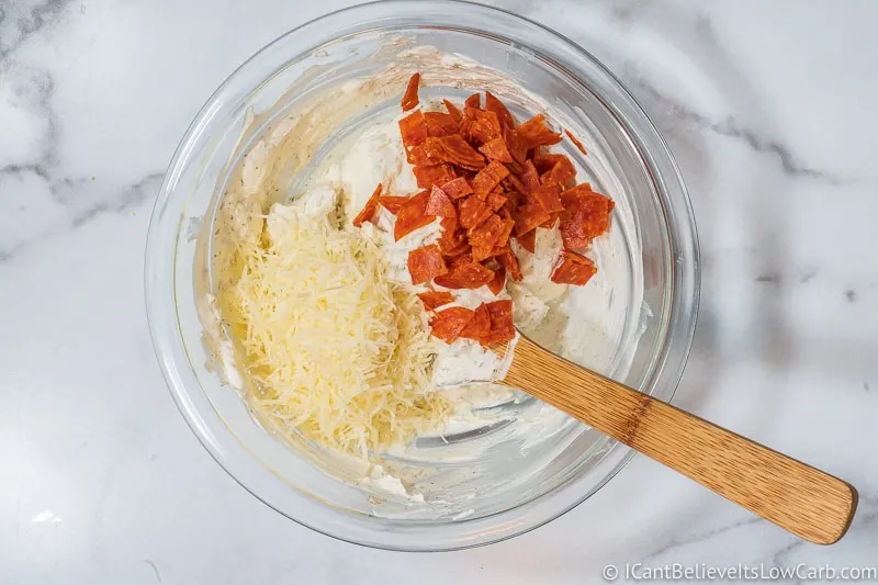 adding cheese and pepperoni to low carb Pizza Dip