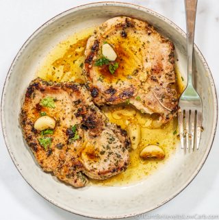 Best Pan-Fried Pork Chops Recipe with Garlic Butter