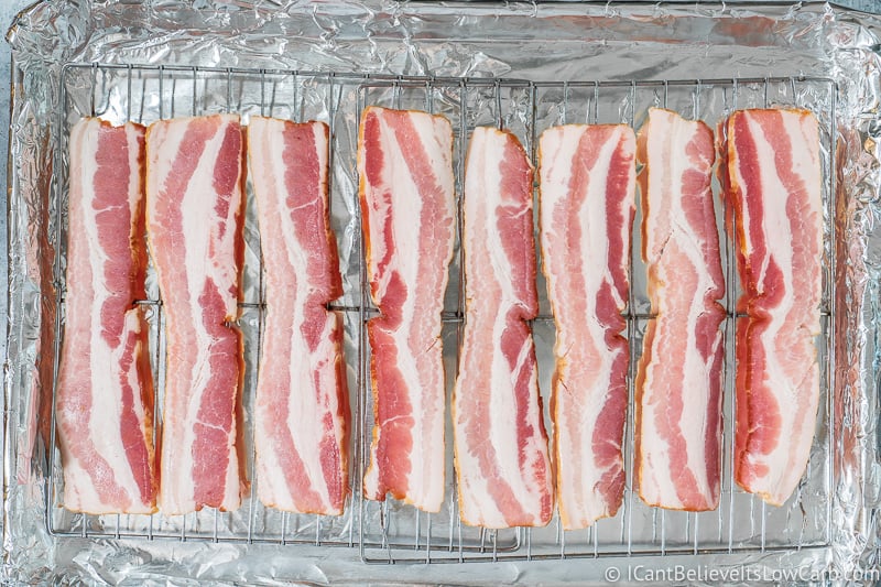 Making bacon on a rack for Spinach Salad