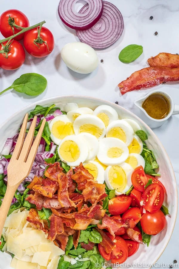 Best Spinach Salad with bacon