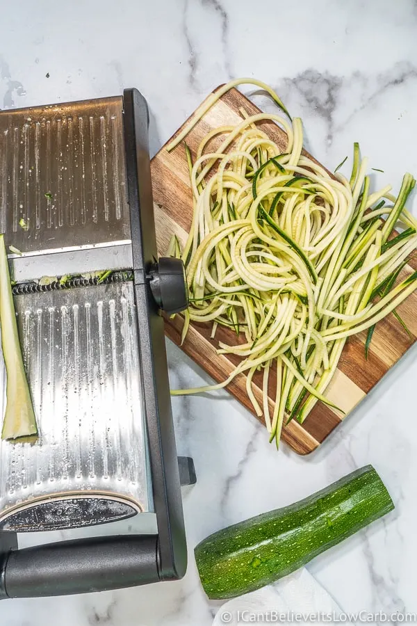 How to make Zoodles with mandolin slicer