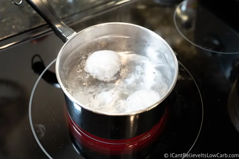 making Perfect Hard Boiled Eggs