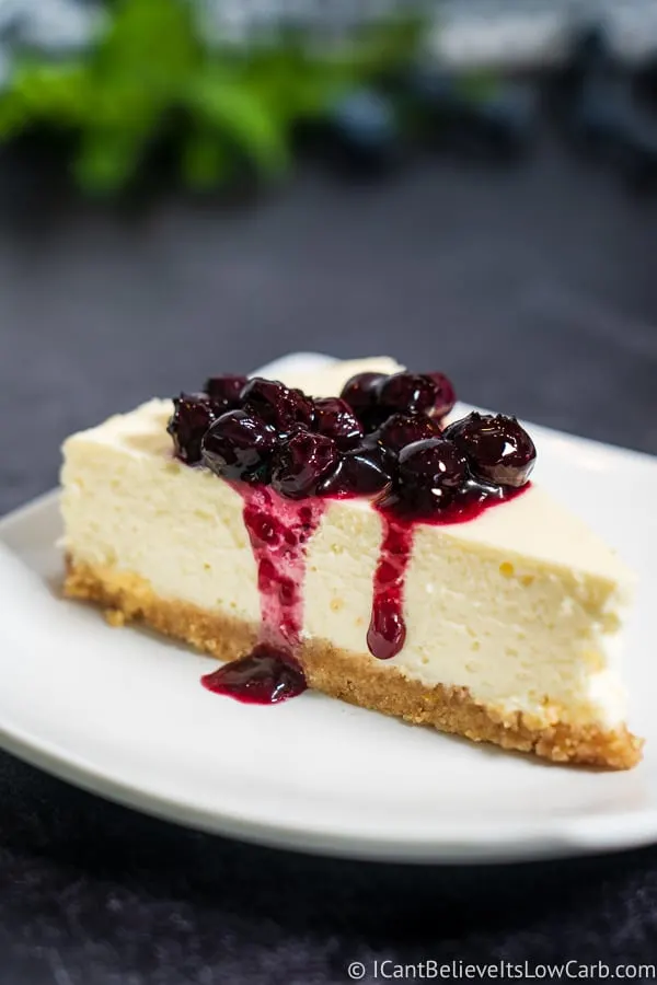 Keto Cheesecake with blueberry sauce