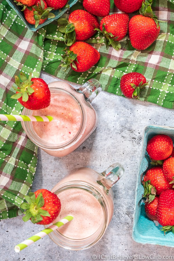 Low Carb Strawberry Smoothies
