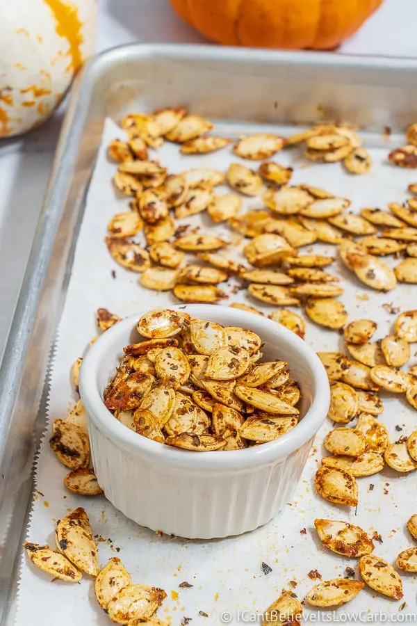 Easy Baked Pumpkin Seeds