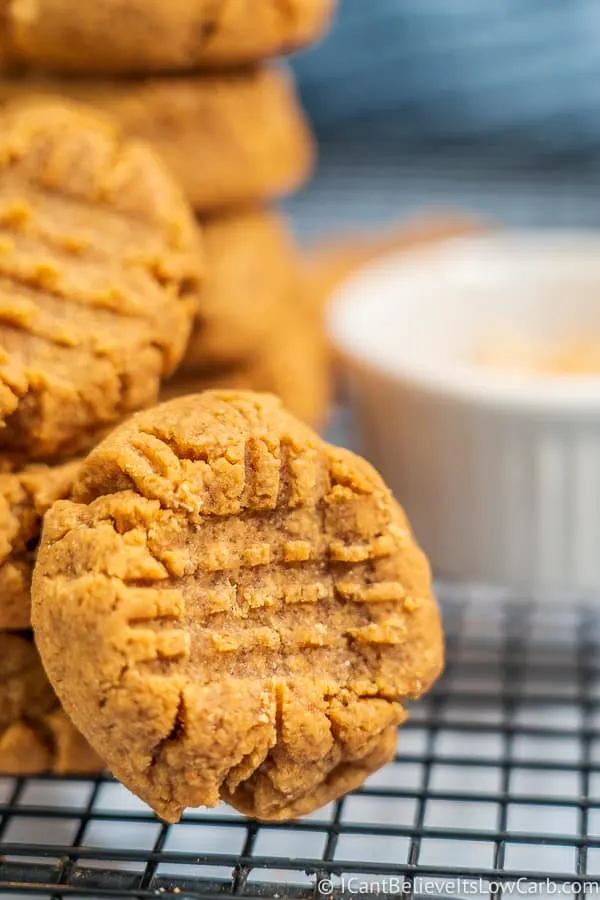 Sugar-Free Peanut Butter Cookies Recipe