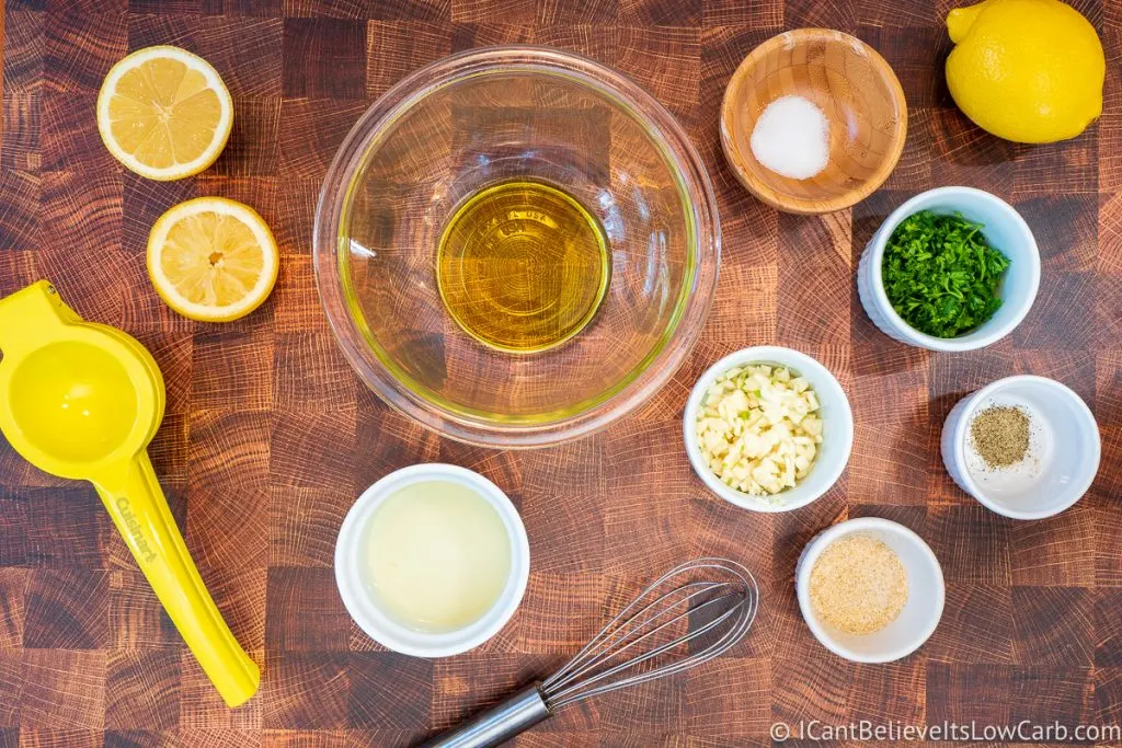 adding oil to bowl for lemon garlic sauce