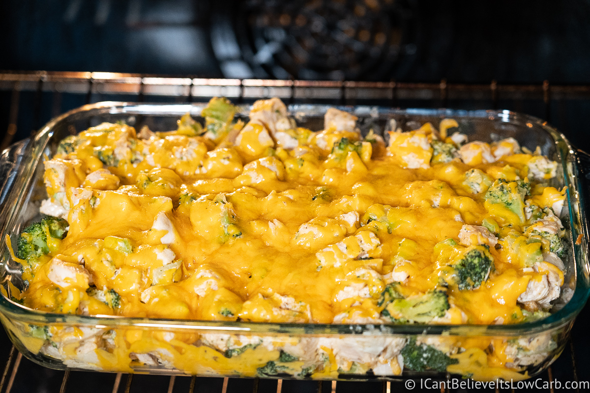 Cheesy Keto Chicken Casserole Recipe | Easy Chicken Bake